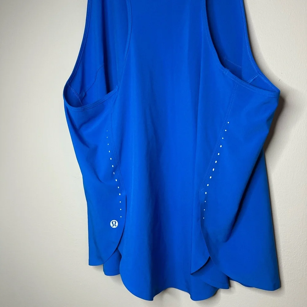 Lululemon Blue Lightweight Stretch Run Tank Size 10 - Picture 6 of 6